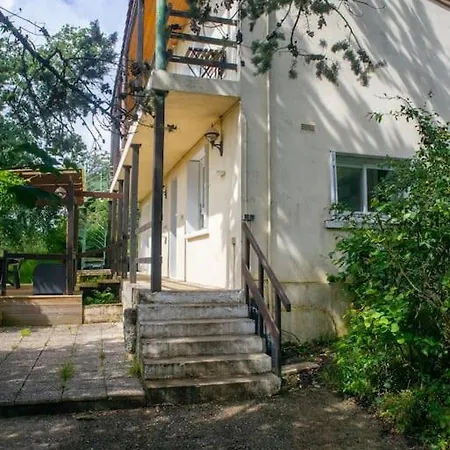 Le Bernicaille A La Campagne Holiday home Saint-Cirice
